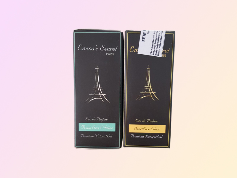 Có thể nói rằng, Emma’s Secret Paris là một nhãn hiệu nước hoa vùng kín có tiếng, hiện đang là cơn sốt đốt với chị em và trên thị trường nước hoa dạo gần đây.